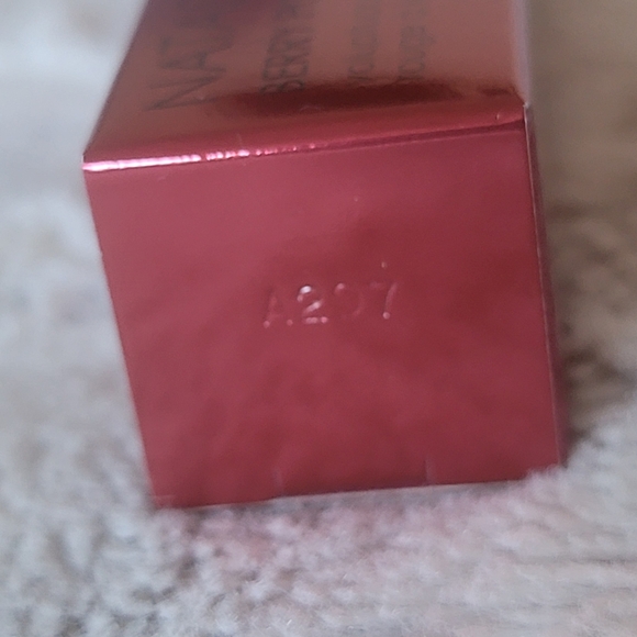 Natasha Denona Berry Pop Lipstick - Picture 8 of 9
